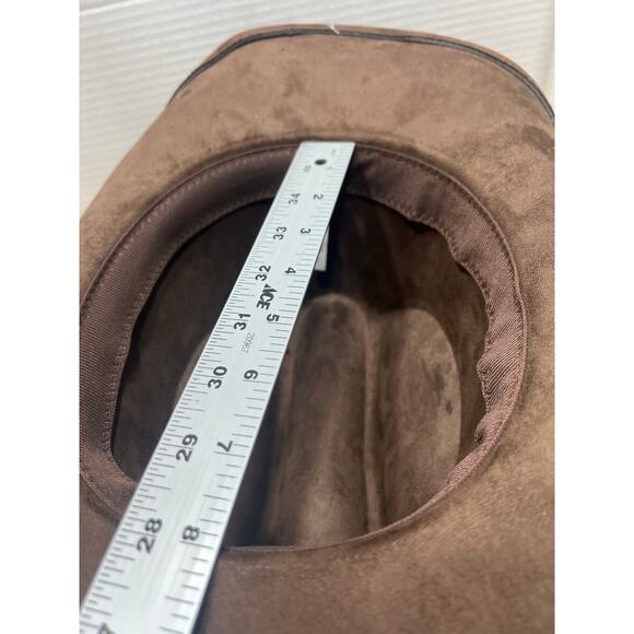 ILLUMA Western Rodeo Woman Hat Silver Tone Concho Band Polyester Felt NWOT main image 6